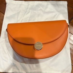 NORA Shoulder Bag